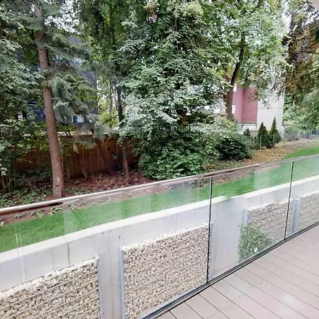 Apartment White Pearl 0.05 *