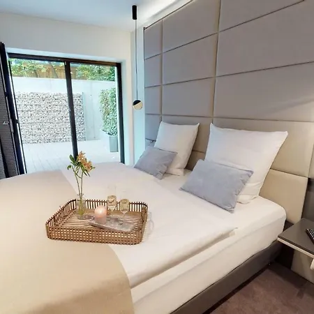 Apartment White Pearl 0.05